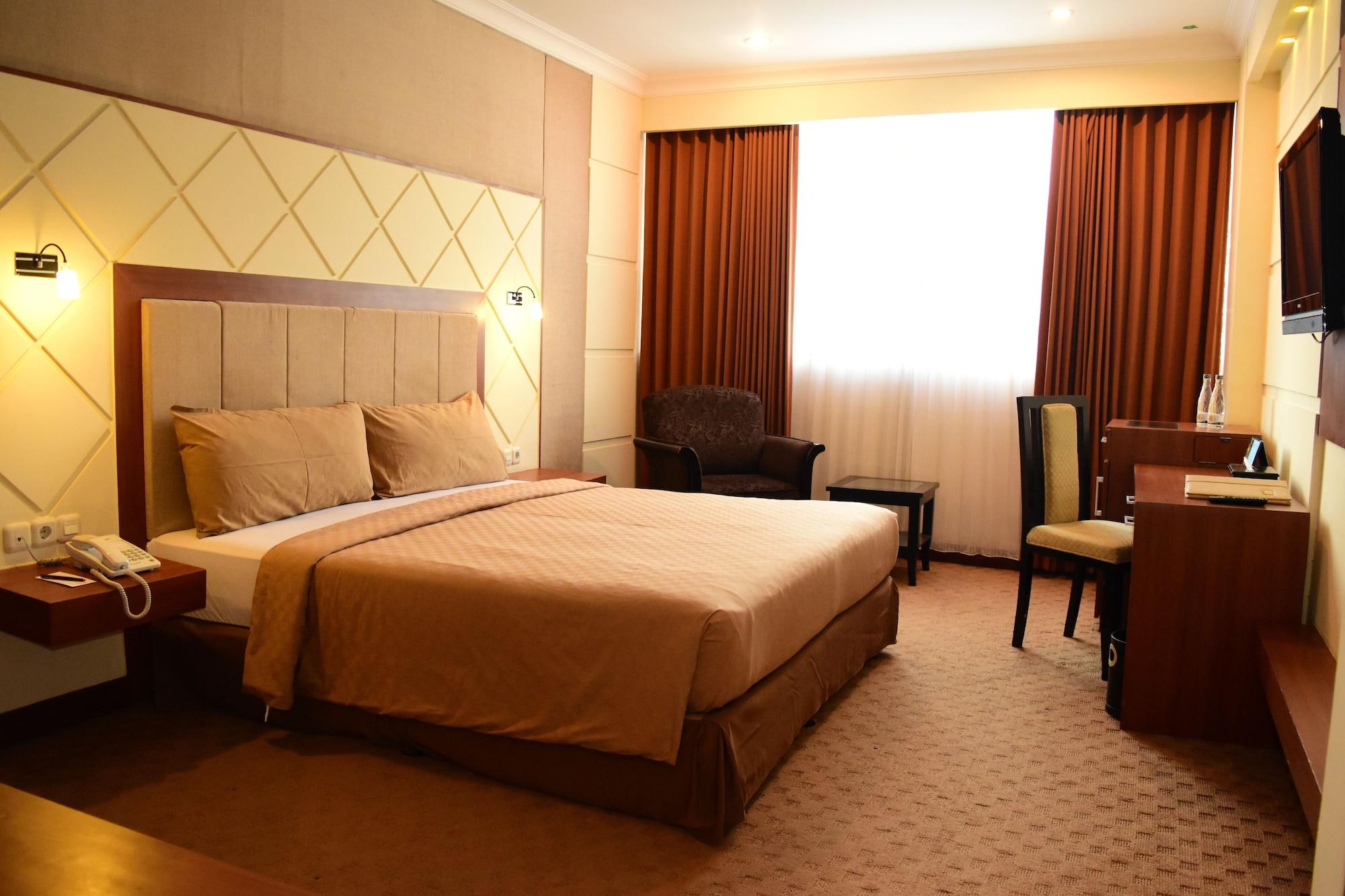 Hotel Singgasana