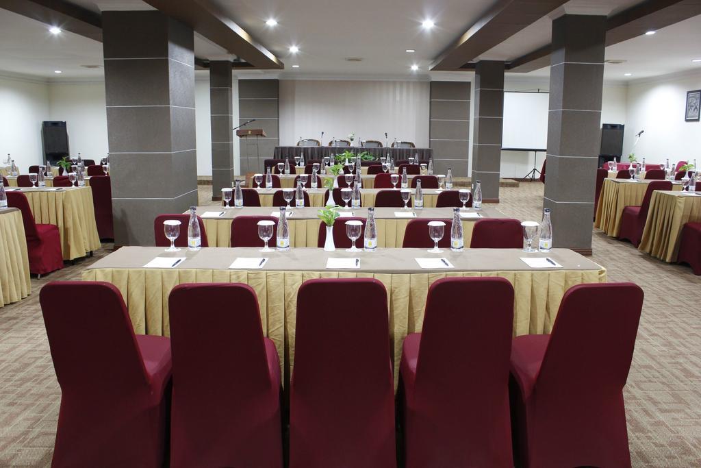 Singgasana Hotel
