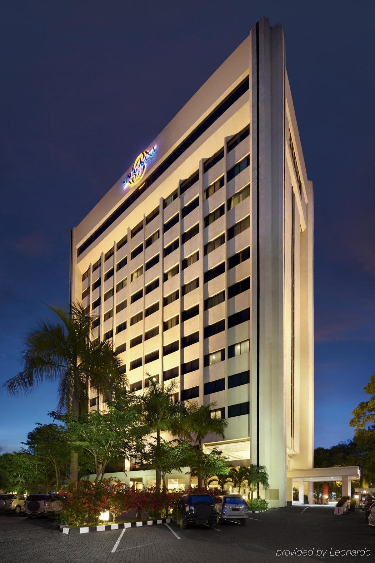 Hotel Singgasana 4*
